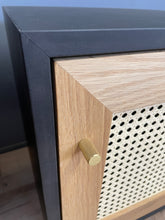 Load image into Gallery viewer, RATTANIA PEDESTAL