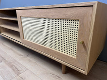 Load image into Gallery viewer, RATTANIA MEDIA UNIT